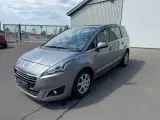 Peugeot 5008 1,6 BlueHDi 120 Allure EAT6 7prs - 3