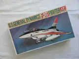 F 16 - Model Fly  :