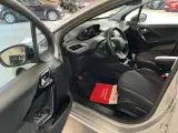 Peugeot 208 1,6 BlueHDi Desire 100HK 5d - 4