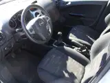 Opel Corsa 1,0 12V Enjoy - 3
