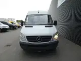 Mercedes-Benz Sprinter 318 CDI aut. 183HK Van - 3