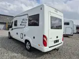 2014 - Hymer Compact 478   Kompakt og praktisk. hydrauliske støtteben. anhængertræk. 2x Batteri. - 3