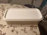 Tupperware 