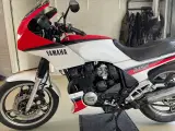 Yamaha XJ600 1984 - 3