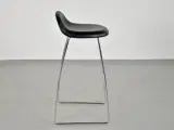 Gubi barstol med sort læder polster - 4