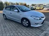 Hyundai i30 1,6 CRDi 90 Classic Sense+ Eco - 4