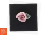 Porcelænsbroche i form af rose (str. 3,5 x 3 cm) - 3