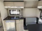 2020 - Caravelair Antares 410   Dejlig lille rejsevogn med godt udstyr fra Hinshøj Caravan. - 3