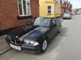 BMW 320i Cabriolet - 4