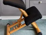 Ergonomisk stol fra STOKKE.