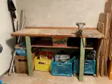 Arbejdsbord med skruestik - 2