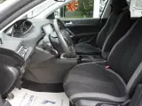 Peugeot 308 1,6 BlueHDi 120 Active SW - 3