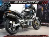 Ducati Monster 900 IE Dark - 3