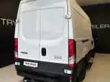 Iveco Daily 3,0 35S18 12m³ Van AG8 - 4