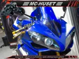Yamaha YZF R1 - 2