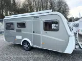 2016 - Hymer Feeling 425   Dobbeltseng-El støtteben-Markise-Telt - 2