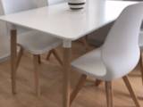 Køkkenbord +4 stole