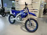 Yamaha YZ 450 F - 2