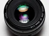 Canon 50mm f/1.4 USM