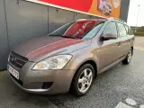 Kia Ceed 1,6 CRDi 90 Limited SW - 2