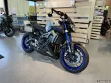 Yamaha MT-09 - 2