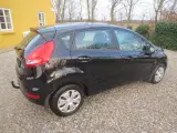 Ford Fiesta 1.25 82 Hk År 2011. Nysynet. - 5