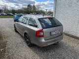 Skoda Octavia 1,2 TSi 105 Active Combi DSG - 3