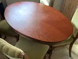 Spisebord og 4 stole