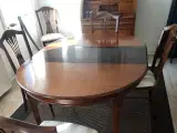 Spisebord med 3 plader og 6 stole