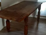 Spisebord