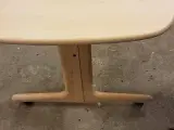 Skovby spisebord