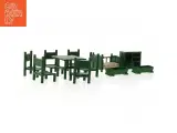 Dukkehusmøbler (str. Stol 6 x 4 x 4 cm seng 7,5 x 5 x 5 cm) - 3
