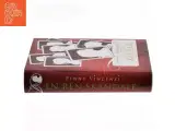 En ren skandale : roman af Penny Vincenzi (Bog) - 2