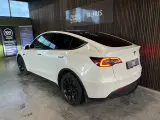 Tesla Model Y  Long Range AWD - 5