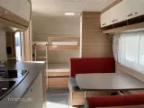 2020 - Dethleffs Camper 530 FSK   Lækker køjevogn med 2 køjer og dobbeltseng fra Hinshøj Caravan A/S - 2