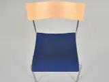 Lammhults campus konference-/mødestol med mørkeblå sæde og ryg i bøg - 5