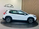 Peugeot 2008 1,6 BlueHDi 120 Allure Sky - 4