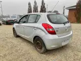 Hyundai i20 Active 1.2 BENZIN - 2