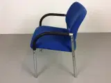 Duba konferencestol i blå polster, med sorte gummi armlæn og mat stål stel - 5