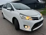 Toyota Sportsvan 2,0 D-4D T2 Vision - 2