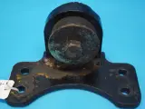 Case 621D Gearkasseophæng 357661A1 - 3
