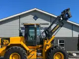 JCB 426 med traktor dækmontering og hurtigskifte samt centralsmørring - 2
