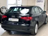 Audi A3 1,6 TDi 110 Ambiente Sportback - 5