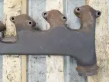John Deere 3040 Udstødningsmanifold R80982 - 4