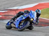 Yamaha YZF R9 - 4