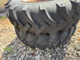 Traktor dæk med fælge 18.4 -34 - 2