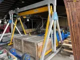 - - - 1000kg portal alu kran - 2