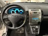 Toyota Corolla Sportsvan 2,2 D-4D 136 Sol - 2