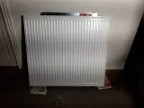 Ny radiator. 90h x 100b. Dobbelt.