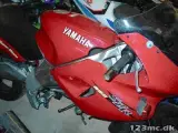 Yamaha FZS 660